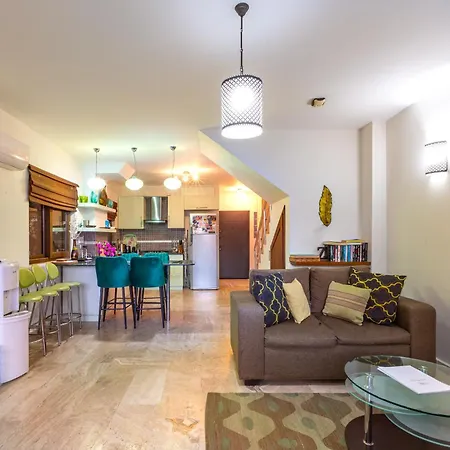 Truffle - Cool Mint Apartment